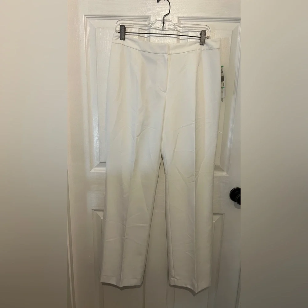 KASPER Women's White Front Crease Dress Pants Size 8P NEW - Picture 1 of 5
